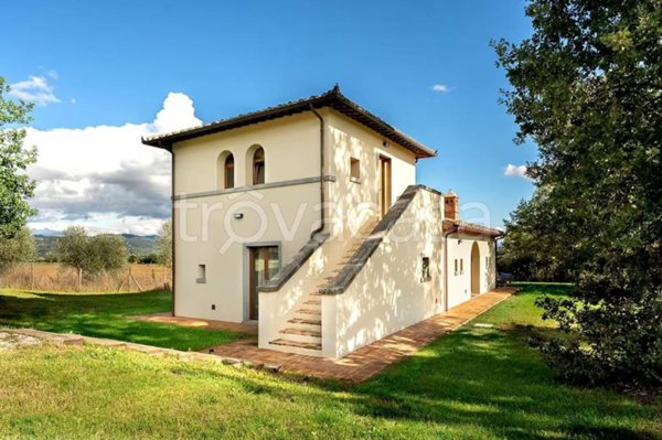 casa indipendente in affitto ad Arezzo in zona Rigutino