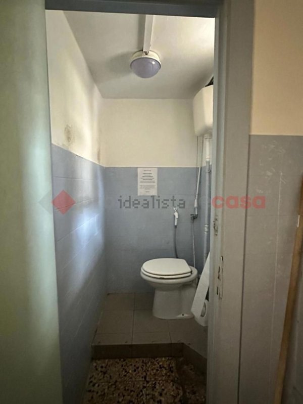 negozio in affitto ad Arezzo in zona Centro Città