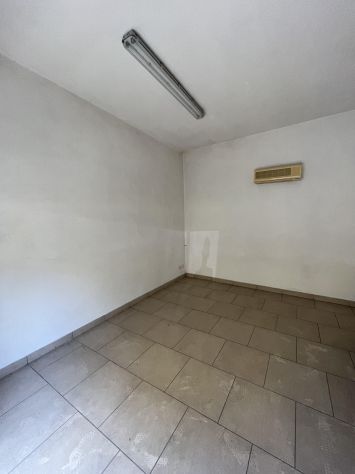 negozio in affitto ad Arezzo in zona Centro Città