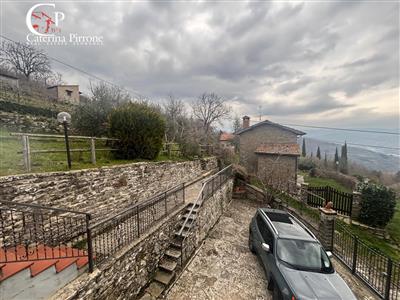 casa indipendente in affitto ad Arezzo in zona Le Lastre