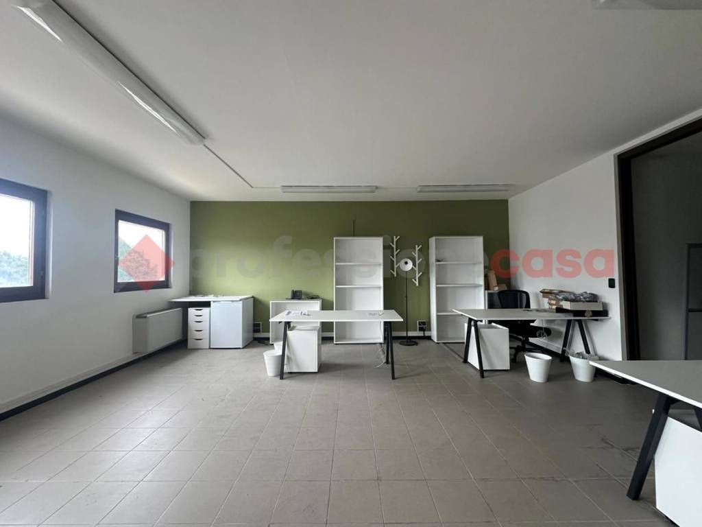 ufficio in affitto ad Arezzo in zona Fiorentina