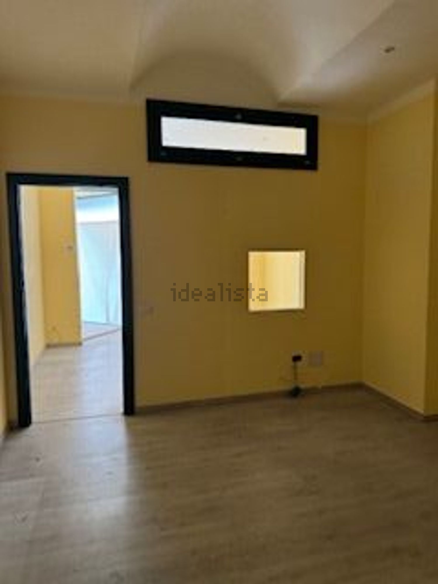 negozio in affitto ad Arezzo in zona Vittorio Veneto