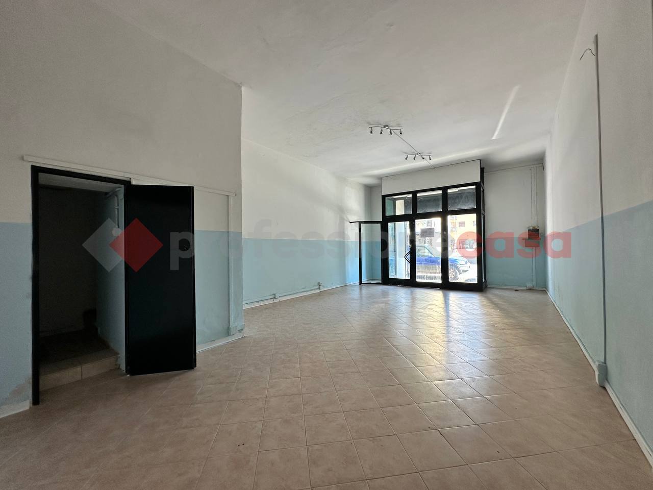 negozio in affitto ad Arezzo in zona Centro Città