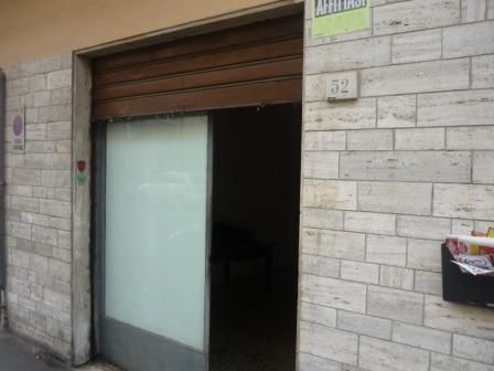 negozio in affitto ad Arezzo