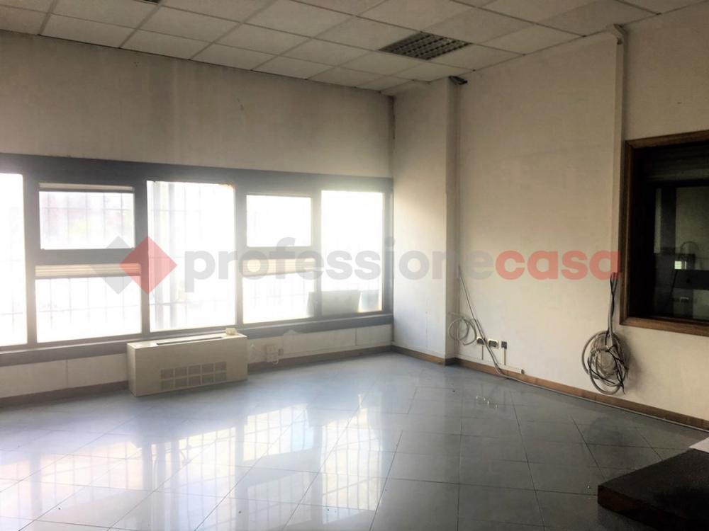 locale di sgombero in affitto ad Arezzo