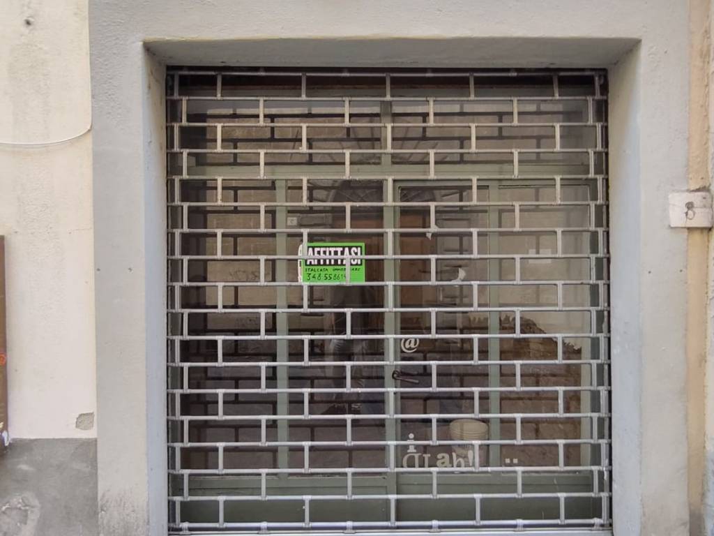 negozio in affitto ad Arezzo in zona Centro Città