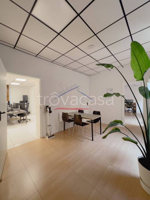 ufficio in affitto ad Arezzo in zona Centro Città