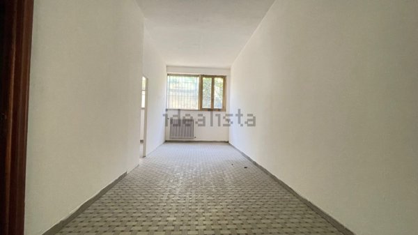 locale commerciale in affitto ad Arezzo