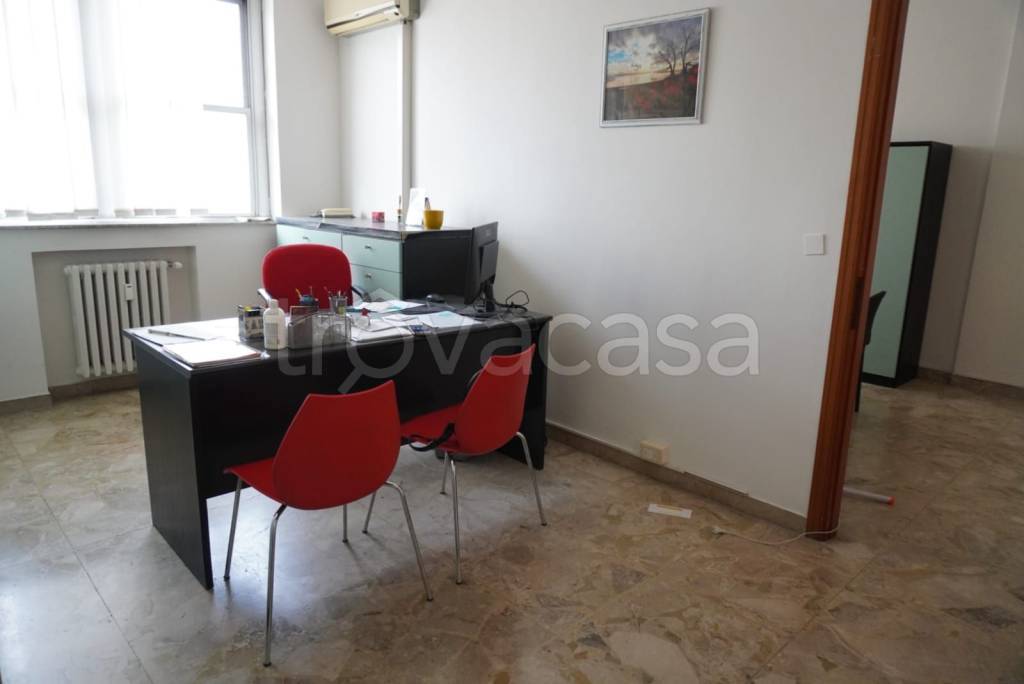 ufficio in affitto ad Arezzo in zona Centro Città