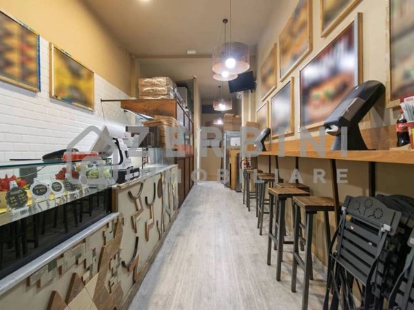 negozio in affitto ad Arezzo in zona Centro Città