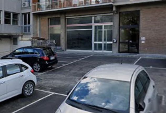 locale commerciale in affitto ad Arezzo in zona Centro Città