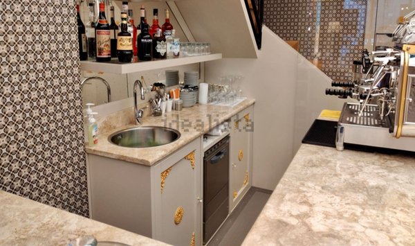 negozio in affitto ad Arezzo in zona Centro Città