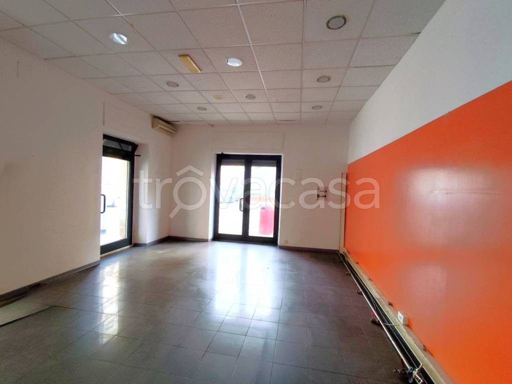 negozio in affitto ad Arezzo in zona Centro Città