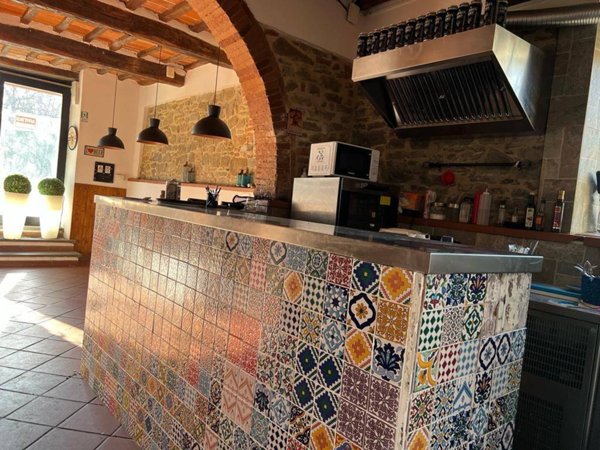 negozio in affitto ad Arezzo in zona Agazzi