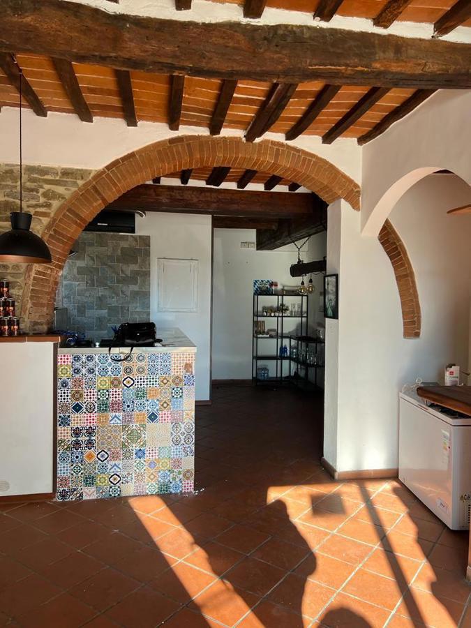 negozio in affitto ad Arezzo