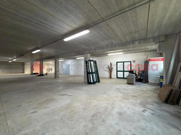 locale di sgombero in affitto ad Arezzo