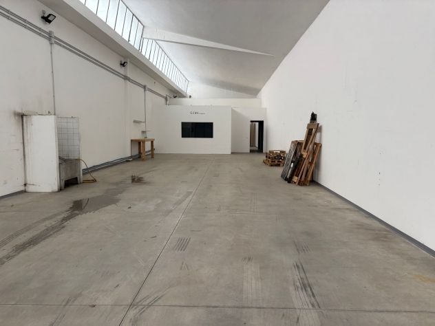 locale di sgombero in affitto ad Arezzo