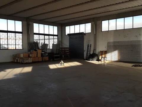 locale commerciale in affitto ad Arezzo in zona Fiorentina