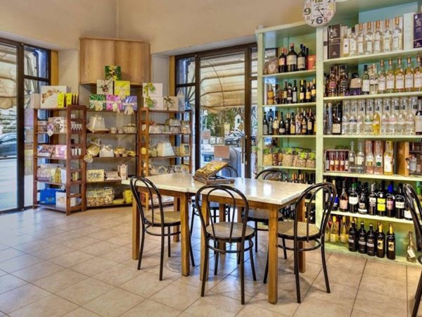 negozio in affitto ad Arezzo in zona Centro Città