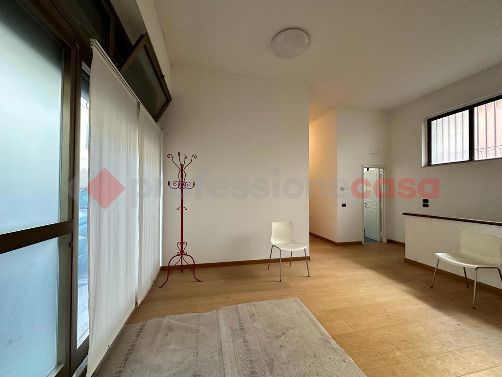 ufficio in affitto ad Arezzo in zona Vittorio Veneto