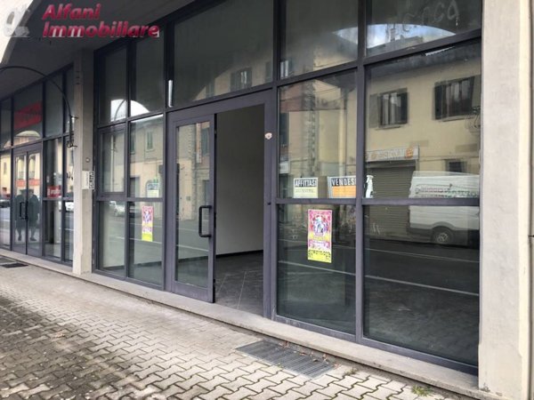negozio in affitto a Bibbiena