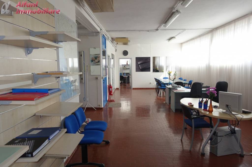 negozio in affitto a Bibbiena in zona Soci