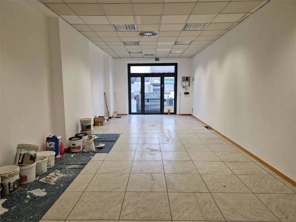 negozio in affitto a Bibbiena