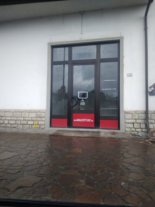 locale commerciale in affitto a Bibbiena