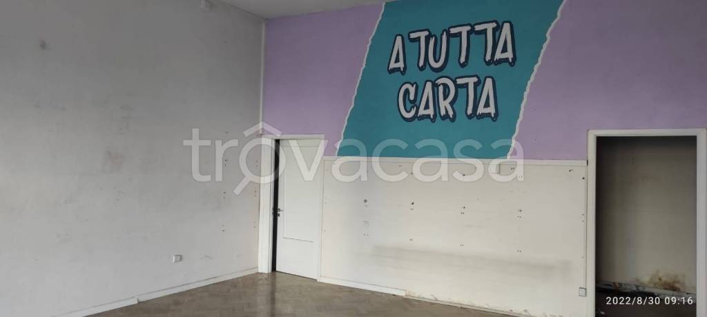 negozio in affitto a Bibbiena