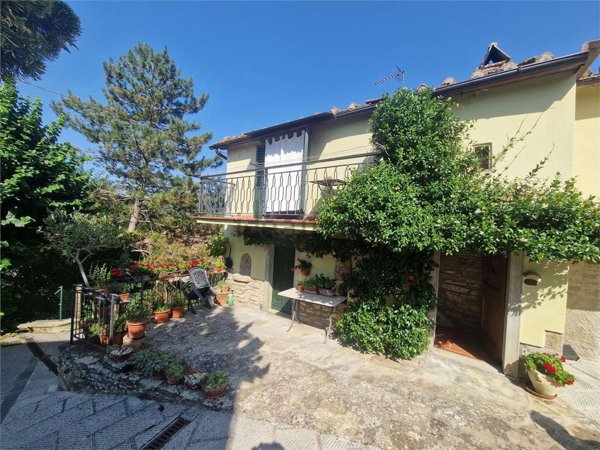 appartamento in affitto a Bibbiena in zona Partina