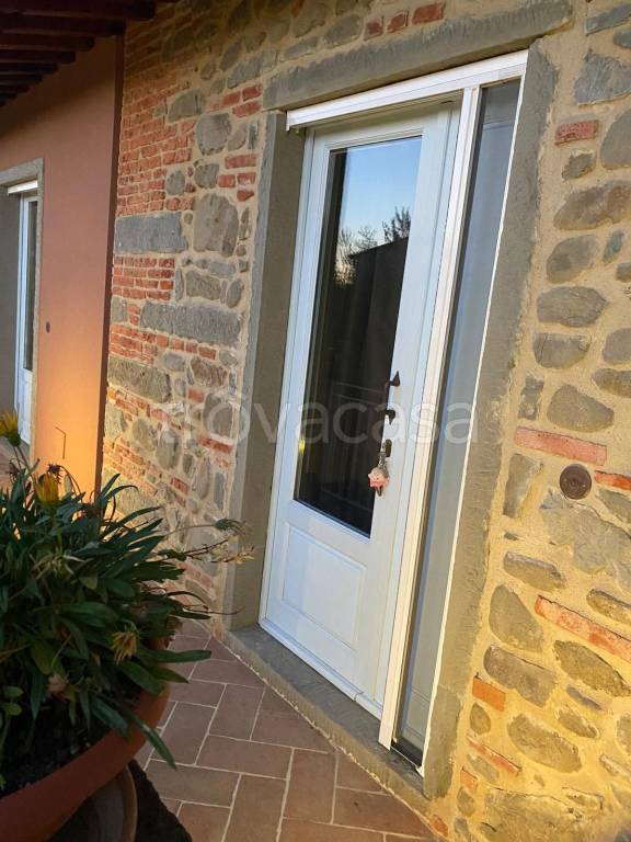 appartamento in affitto a Bucine