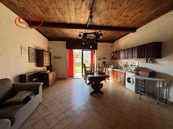 appartamento in affitto a Bucine