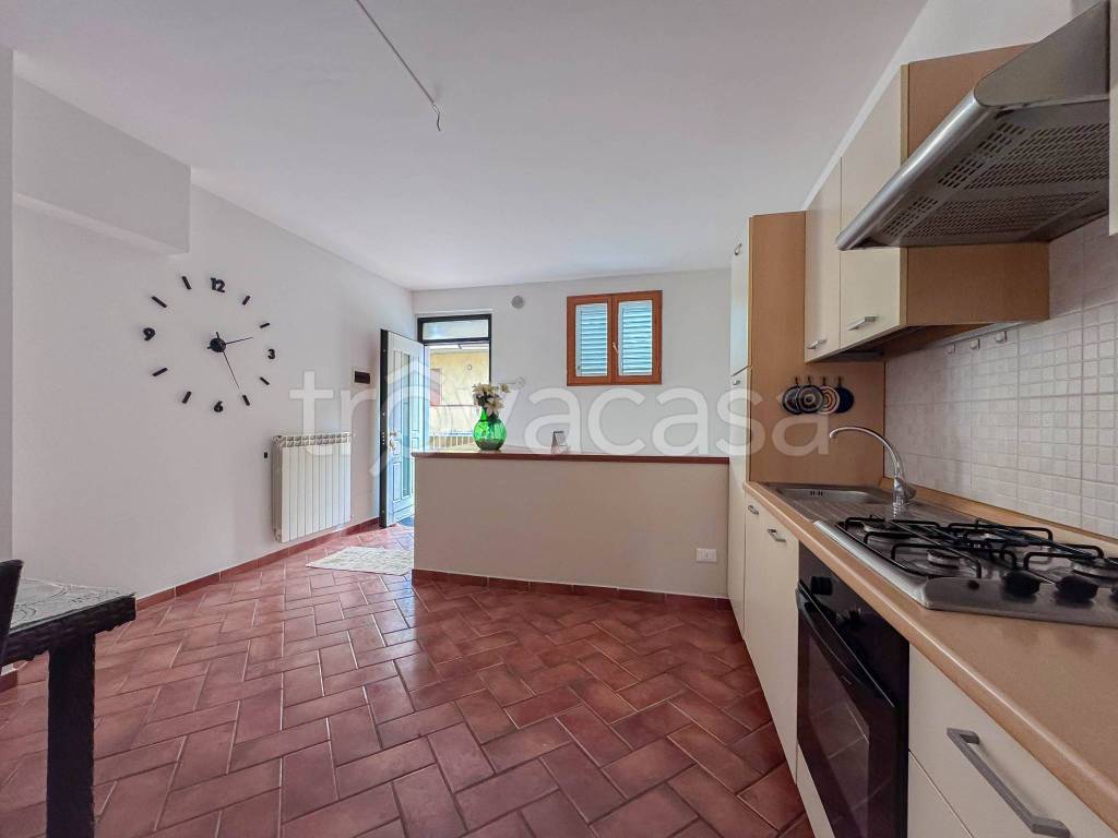 appartamento in affitto a Civitella in Val di Chiana in zona Albergo