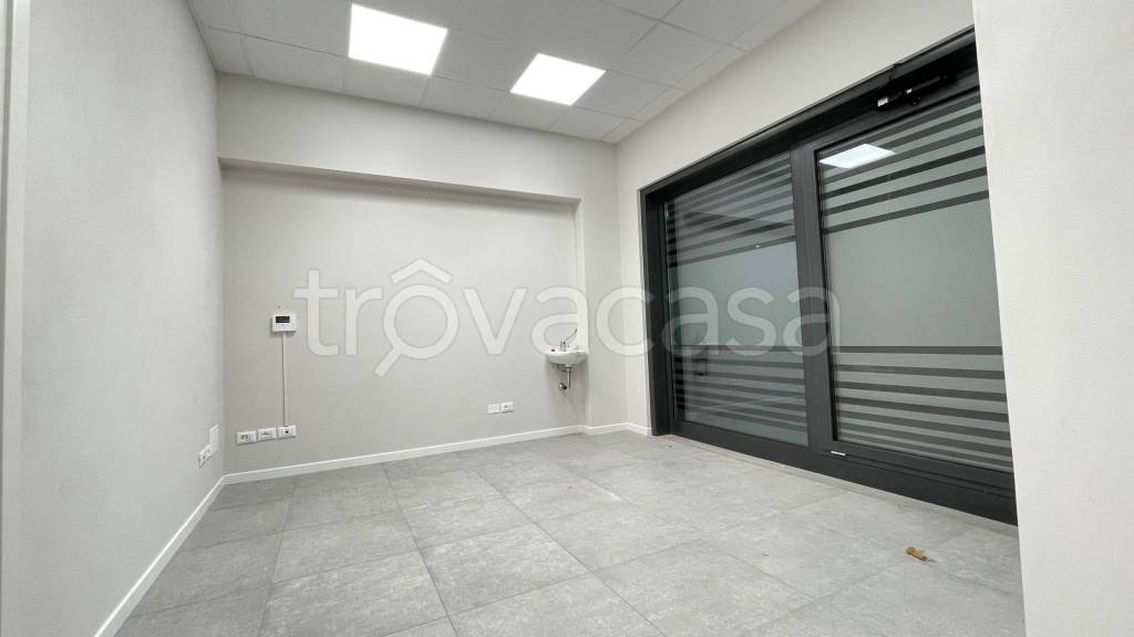 ufficio in affitto a Civitella in Val di Chiana in zona Pieve al Toppo