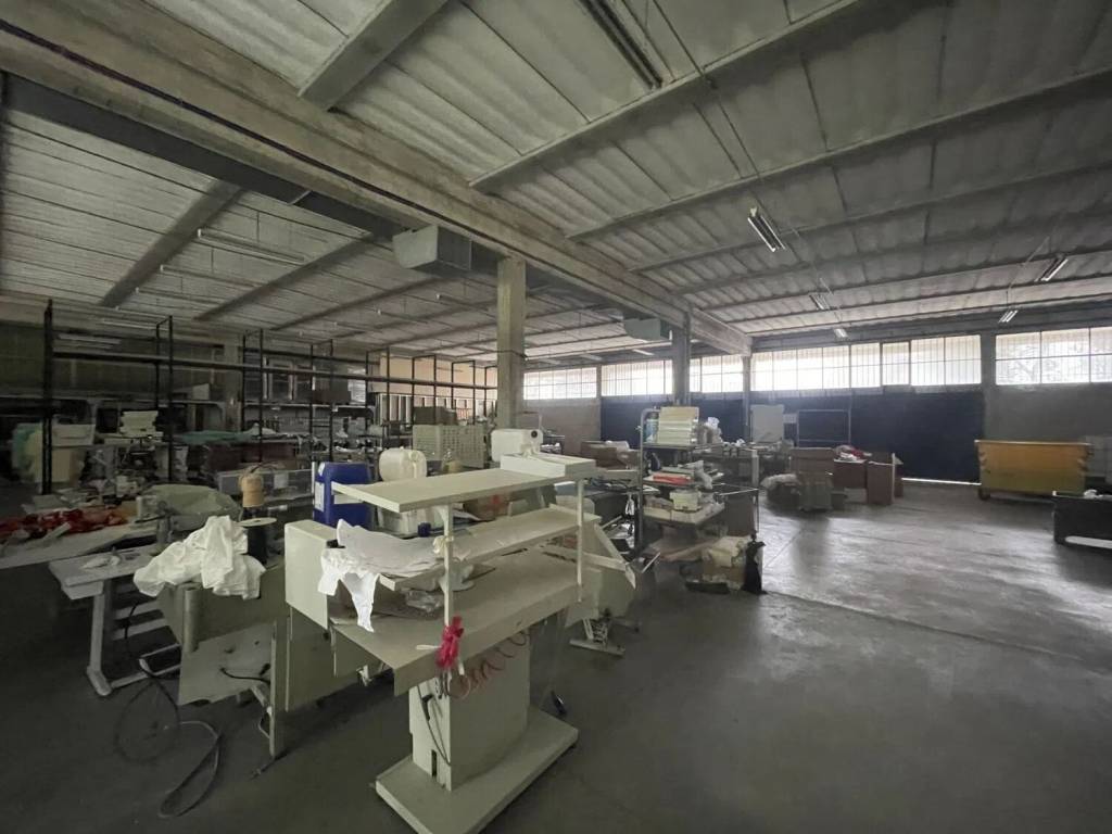 locale commerciale in affitto a Foiano della Chiana