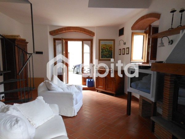 appartamento in affitto a Loro Ciuffenna