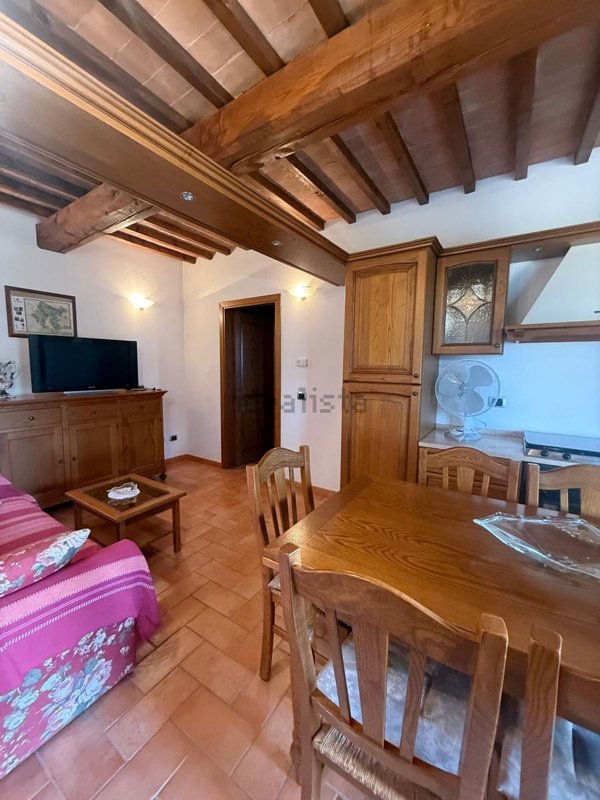 appartamento in affitto a Lucignano in zona Pieve Vecchia