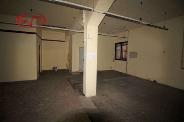 locale commerciale in affitto a Montevarchi