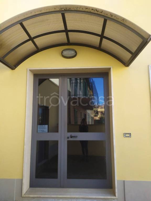 locale commerciale in affitto a Montevarchi