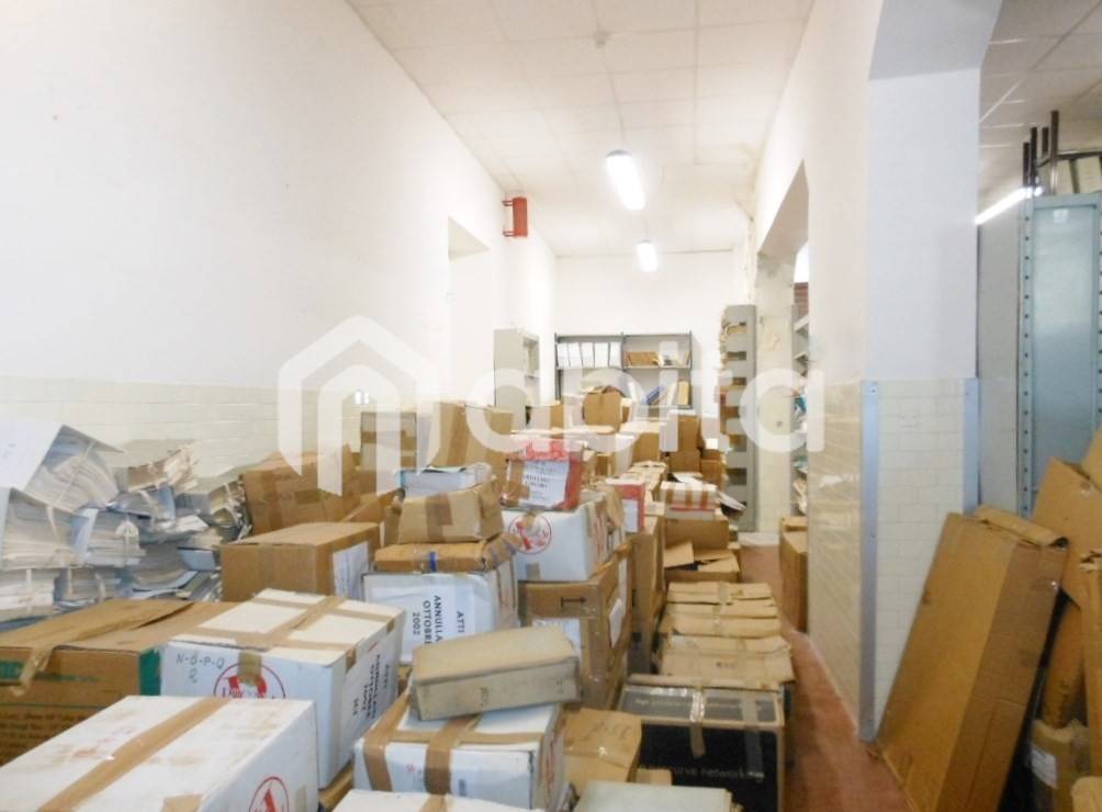 negozio in affitto a Montevarchi
