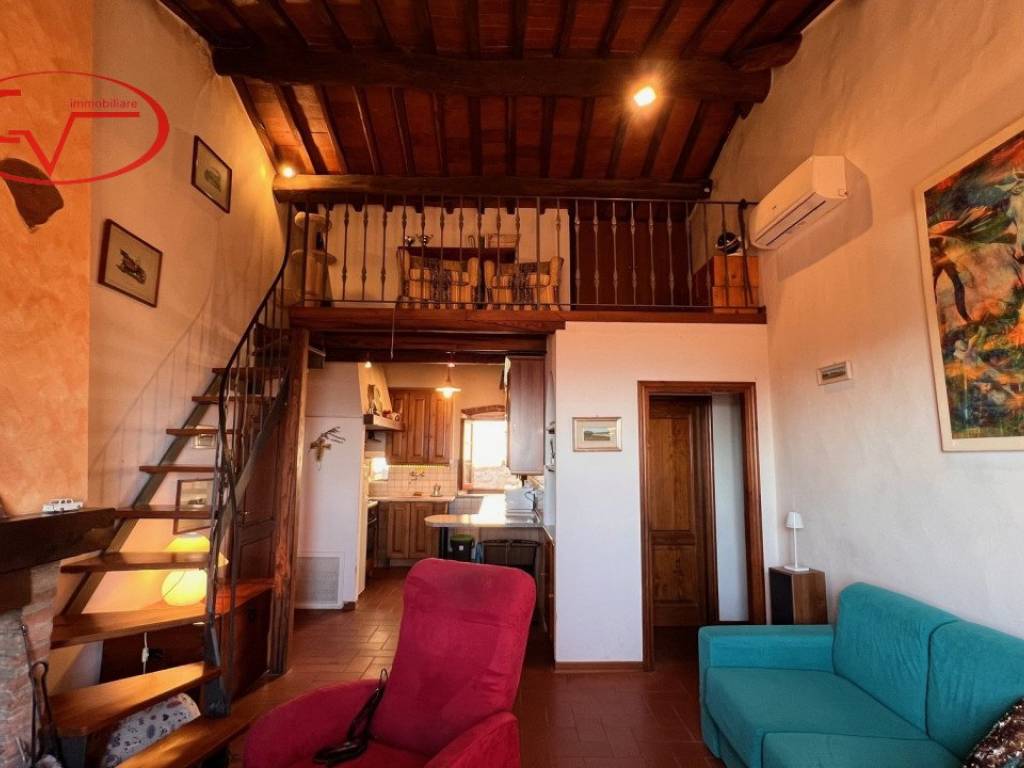 appartamento in affitto a Montevarchi in zona Moncioni