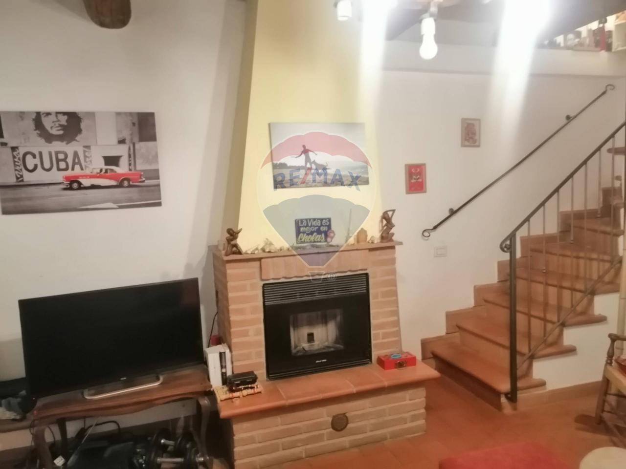 appartamento in affitto a Montevarchi in zona Levane