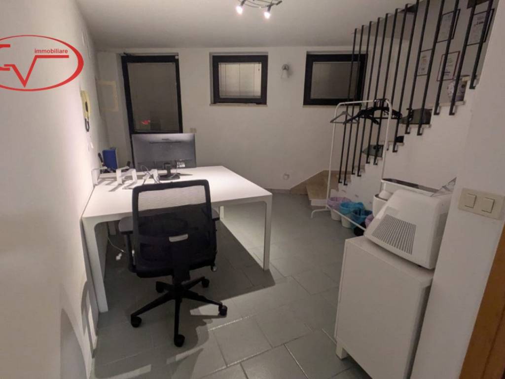 ufficio in affitto a Montevarchi