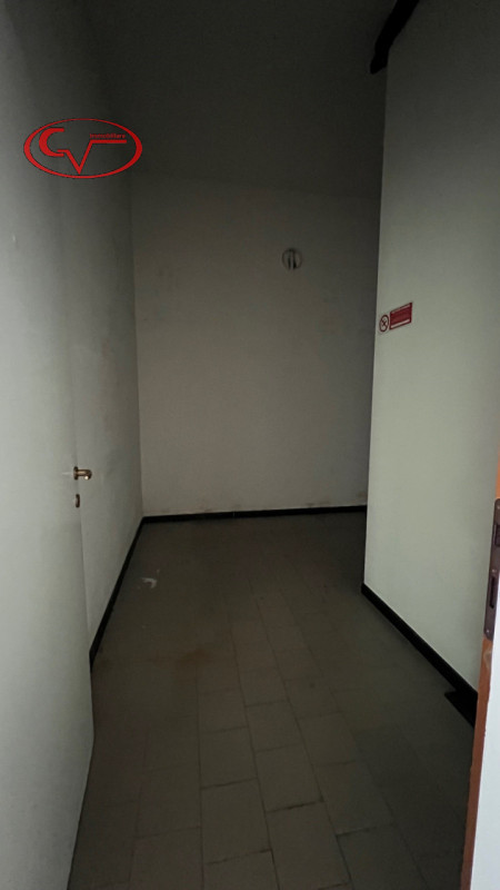 negozio in affitto a Montevarchi