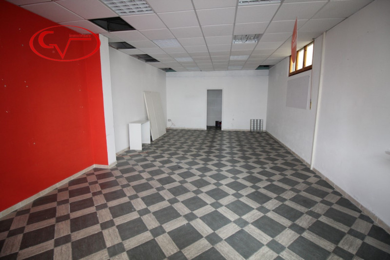 negozio in affitto a Montevarchi