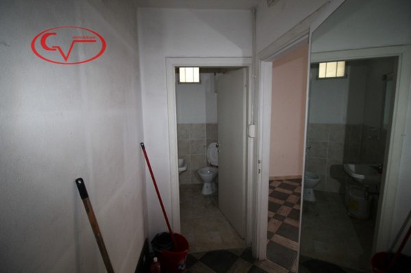 negozio in affitto a Montevarchi