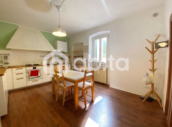 appartamento in affitto a Montevarchi in zona Levane