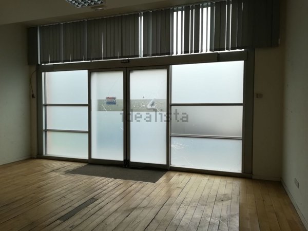 locale commerciale in affitto a Montevarchi