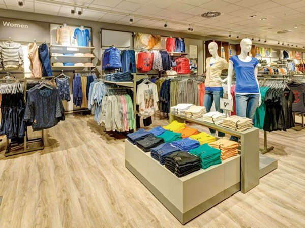 locale commerciale in affitto a Montevarchi