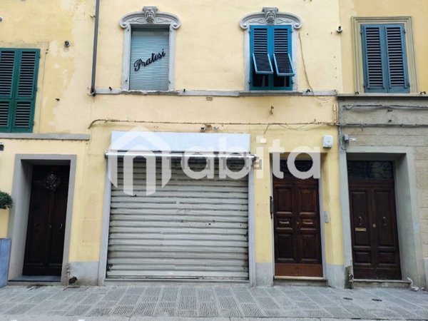 negozio in affitto a San Giovanni Valdarno